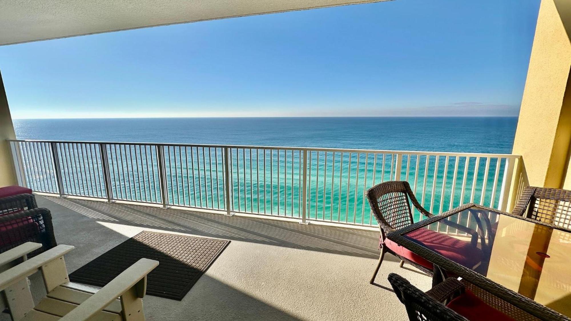 Tropic Winds 2305 Holiday home